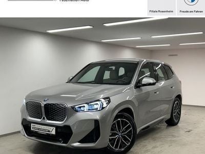 Gebraucht BMW iX1 M Sport 230 kW (313 PS) 2024 Spacesilber SUV
