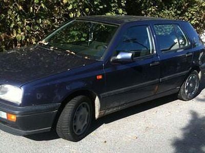 Blau Gebraucht 1995 VW Golf III Limousine | 270 €