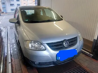 Usado VW Fox Style 54 CV (39 kW) 2010 Gris Utilitario