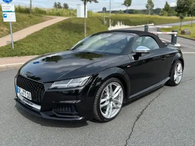 Gebraucht Audi TT Roadster S-Line 230 PS (169 kW) 2015 Schwarz Cabrio