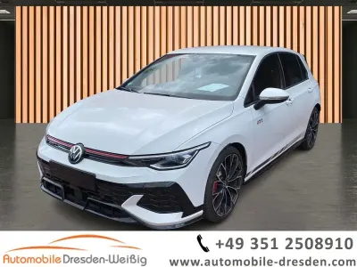 Gebraucht VW Golf VIII GTI Clubsport 300 PS (220 kW) 2025 Pure white Limousine