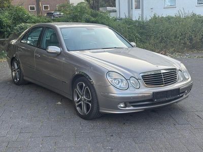 Mercedes E280
