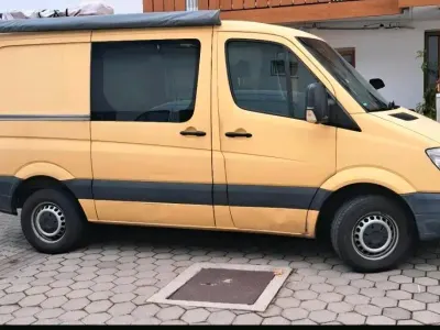 Gebraucht Mercedes Sprinter 130 PS (95 kW) 2011 Gelb Van