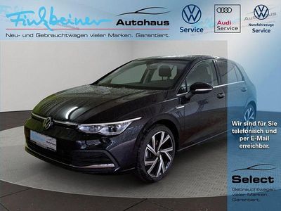 Gebraucht VW Golf VIII Style 150 PS (110 kW) 2023 Deep black perleffekt (schwarz), perleffekt Limousine