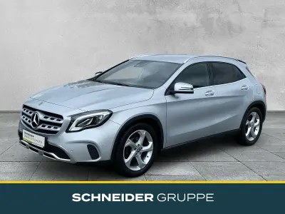 Gebraucht Mercedes GLA180 Urban 122 PS (89 kW) 2019 Silber SUV