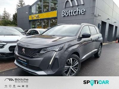 Gebraucht Peugeot 5008 Allure 131 PS (96 kW) 2023 Andere farbe SUV