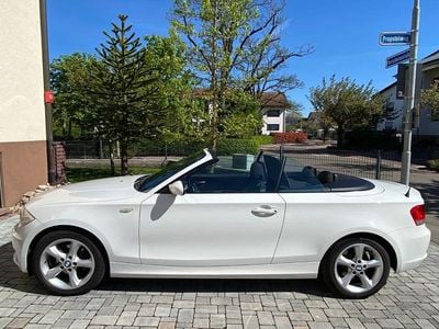 Begagnad BMW 118 Cabriolet Sport Line 143 HK (105 kW) 2009 Vit Cab