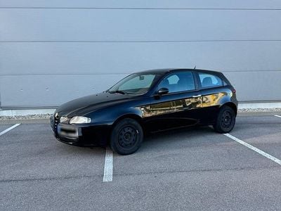 Gebraucht Alfa Romeo 147 115 PS (84 kW) 2005 Schwarz Kleinwagen