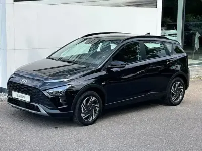 Gebraucht Hyundai Bayon Trend 101 PS (74 kW) 2024 Schwarz SUV