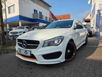 Gebraucht Mercedes CLA200 Shooting Brake AMG 156 PS (114 kW) 2015 Calcitweiss  unilack Kombi
