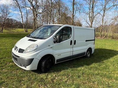 Gebraucht Renault Trafic 145 PS (106 kW) 2010 Weiß Van / Kleinbus