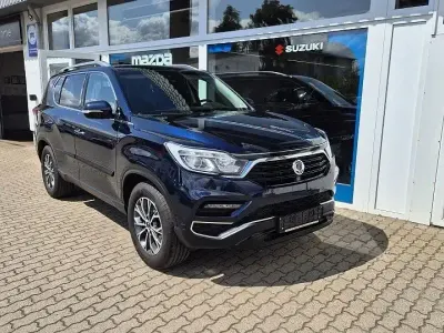 Gebraucht SsangYong Rexton Sapphire 181 PS (133 kW) 2019 Blau SUV