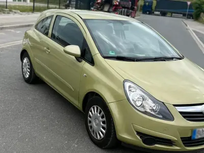 Gebraucht Opel Corsa 80 PS (58 kW) 2006 Grün Kleinwagen