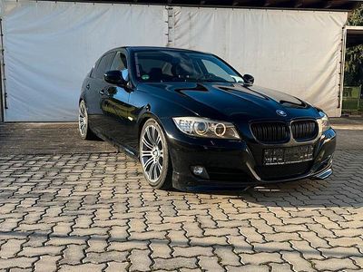 Gebraucht BMW 318 143 PS (105 kW) 2008 Schwarz Limousine