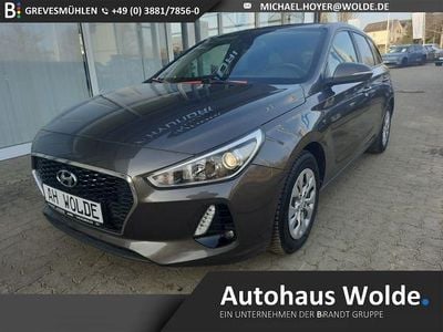 Braun Gebraucht 2018 Hyundai i30 Select Kombi | 10.990 € (Fairer Preis)