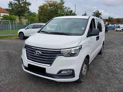 Hyundai H-1