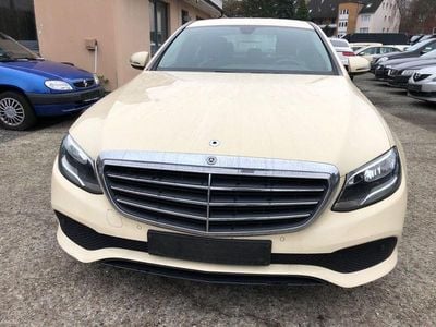 Mercedes E200