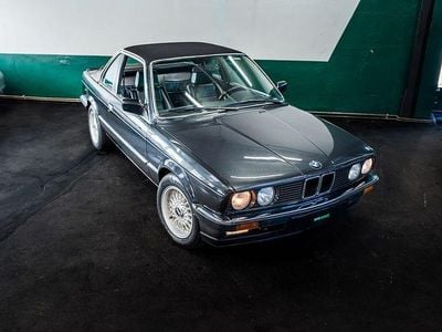 Gebraucht BMW 323 Cabriolet Sport Line 150 PS (110 kW) 1985 Schwarz Cabrio