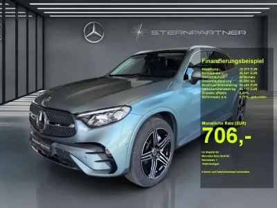 Używany Mercedes GLC300e AMG 333 KM (244 kW) 2025 Srebrny SUV