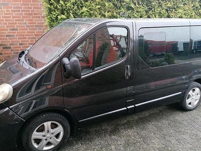 Gebraucht Opel Vivaro 101 PS (74 kW) 2003 Schwarz Van / Kleinbus