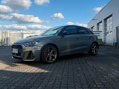 Gebraucht Audi A1 S-Line 200 PS (147 kW) 2020 Grau SUV