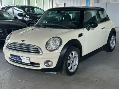 Używany Mini Cooper 120 KM (88 kW) 2009 Biały Hatchback