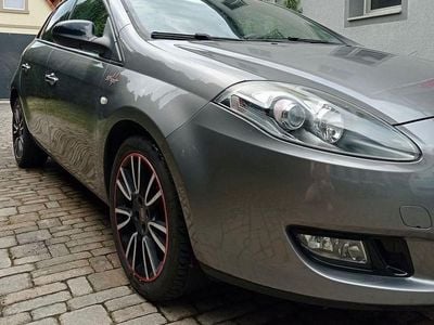 Gebraucht Fiat Bravo Street 120 PS (88 kW) 2012 Grau Kleinwagen