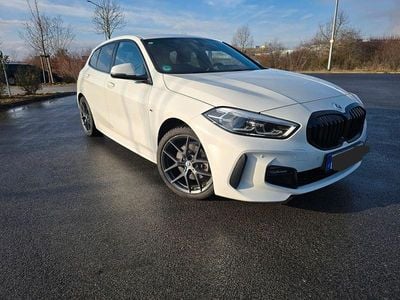 Weiß Gebraucht 2021 BMW 118 M Sport Kleinwagen | 22.940 € (Guter Preis)