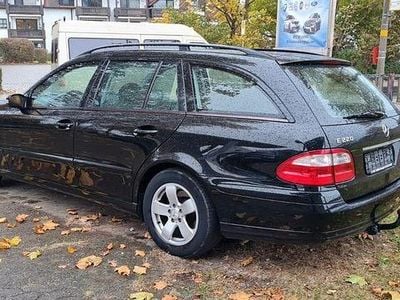 Mercedes E220