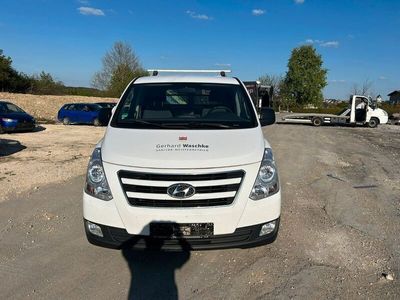 Hyundai H-1