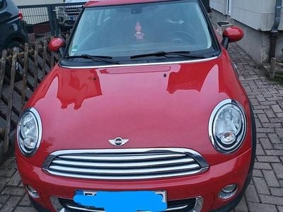 Gebraucht Mini Cooper 90 PS (66 kW) 2011 Rot Kleinwagen