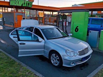 Mercedes C180