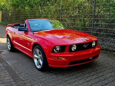Gebraucht Ford Mustang GT 305 PS (224 kW) 2006 Rot Cabrio