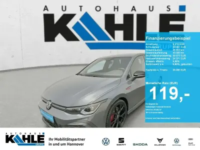 Gebraucht VW Golf VIII GTI 180 PS (132 kW) 2024 Grau Limousine