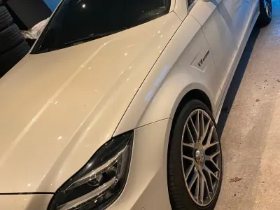 Używany Mercedes CLS63 AMG AMG 557 KM (409 kW) 2014 Biały Sedan/Limuzyna