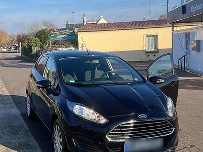 Gebraucht Ford Fiesta 82 PS (60 kW) 2013 Schwarz Kleinwagen