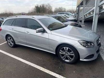 Mercedes E200