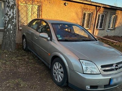 Silber Gebraucht 2003 Opel Vectra Limousine | 1.300 €