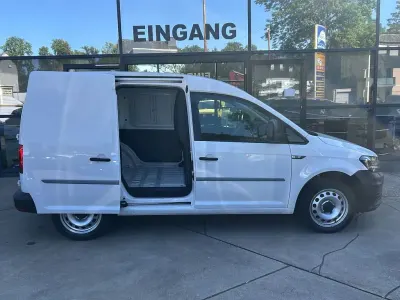 Gebraucht VW Caddy 102 PS (75 kW) 2021 Weiß Van / Kleinbus