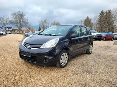 Gebraucht Nissan Note Visia 88 PS (64 kW) 2013 Schwarz Kleinwagen