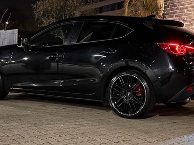 Gebraucht Mazda 3 Sports-Line 150 PS (110 kW) 2016 Schwarz Kleinwagen