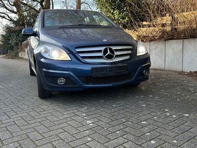 Blau Gebraucht 2008 Mercedes B170 Van / Kleinbus | 2.999 € (Fairer Preis)