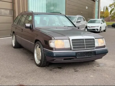 Gebraucht Mercedes 300 147 PS (108 kW) 1993 Andere farben Kombi