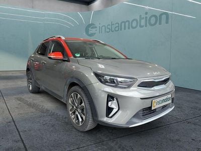 Gebraucht Kia Stonic Spirit 120 PS (88 kW) 2022 Grün SUV