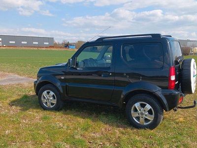 Gebraucht Suzuki Jimny Comfort 84 PS (61 kW) 2017 Schwarz SUV