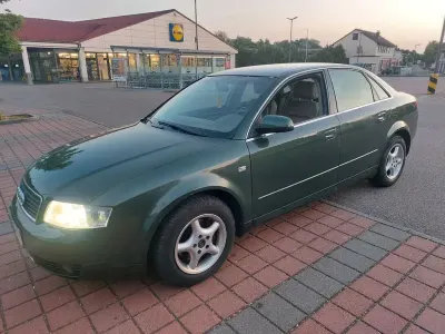 Gebraucht Audi A4 Sport 131 PS (96 kW) 2001 Grün Limousine