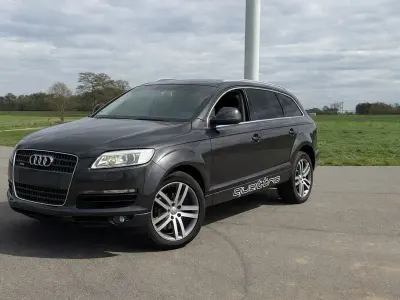 Używany Audi Q7 Sport 232 KM (170 kW) 2006 Szary SUV