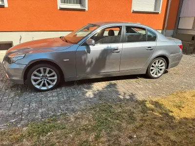 Gebraucht BMW 525 192 PS (141 kW) 2004 Silber Limousine