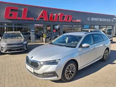 Gebraucht Skoda Octavia Clever 150 PS (110 kW) 2022 Silber Kombi