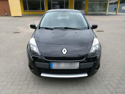 Gebraucht Renault Clio 75 PS (55 kW) 2012 Schwarz Kleinwagen